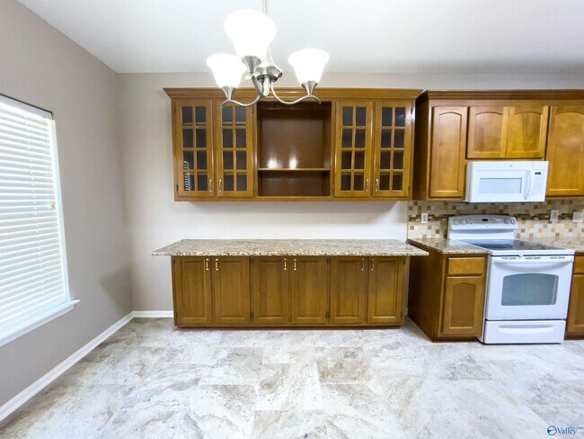 Building Photo - 107 Barrington Ct