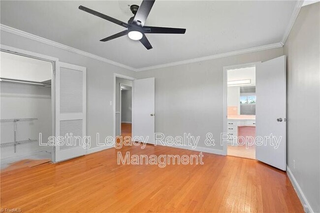 Building Photo - 4850 Ellen Ave