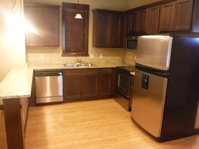 Building Photo - 3737 Laduke St
