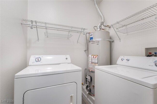 Building Photo - 8715 Tomnitz Ave