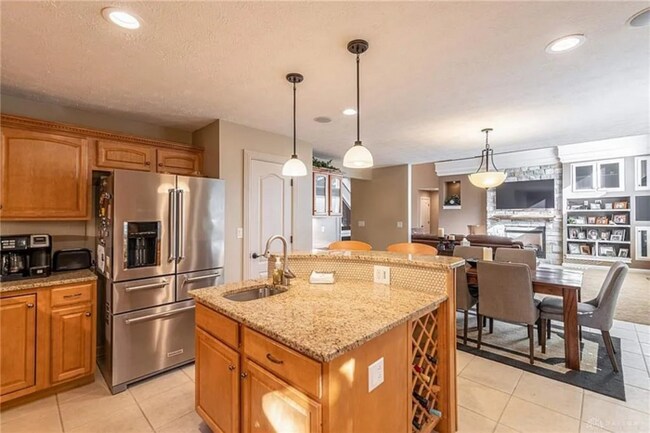 Building Photo - Immaculate Home in a Golf Course Community