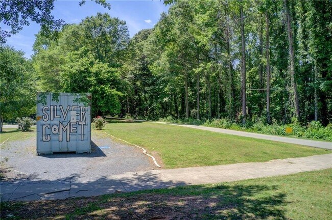 Building Photo - 694 Gabby Pt