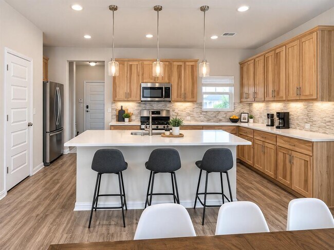 Building Photo - 8816 Sikes Way
