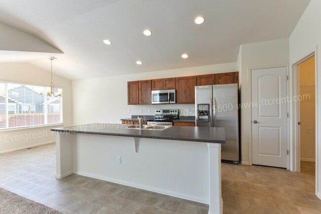 Building Photo - 1513 First Light Dr