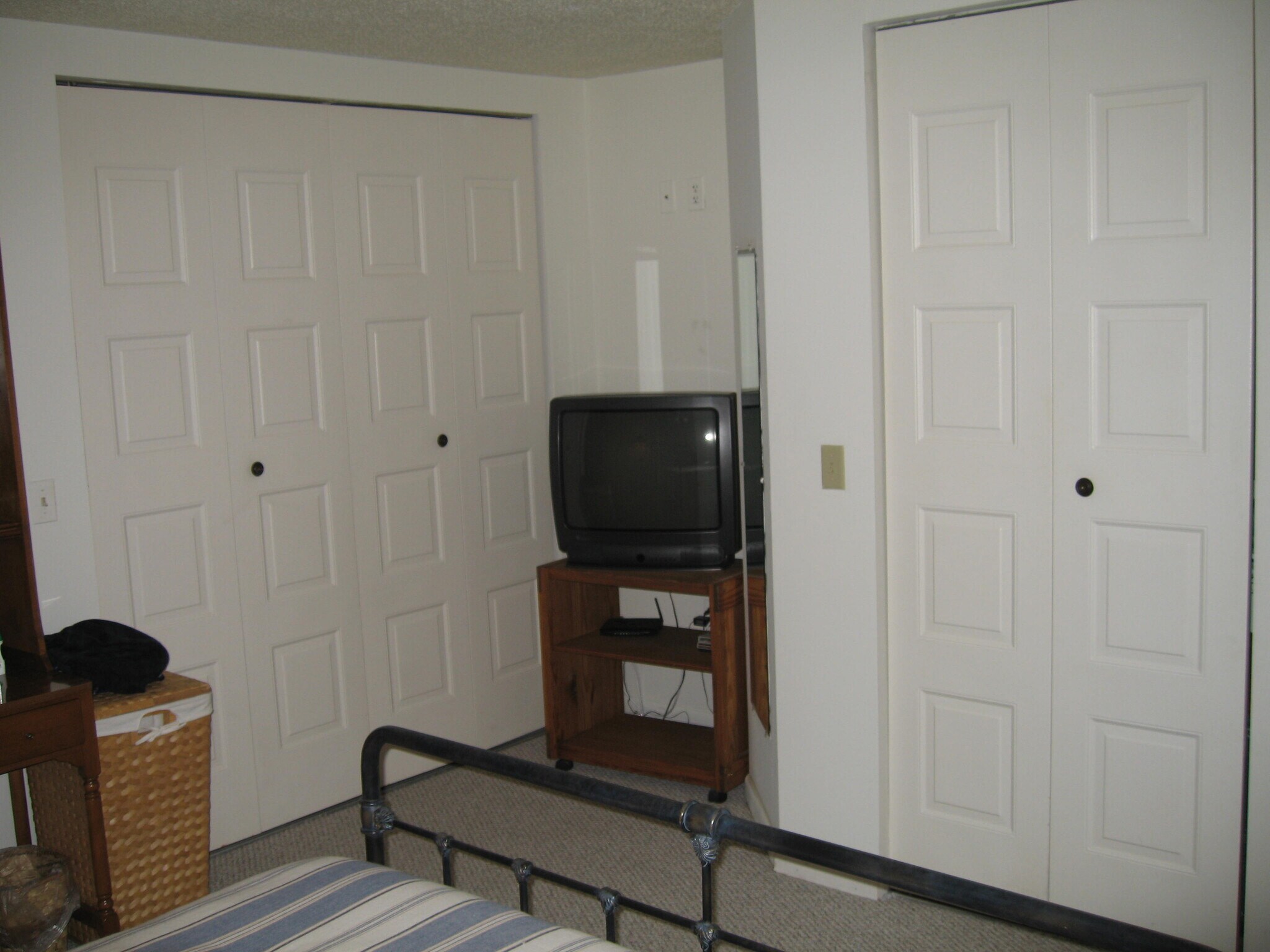 Building Photo - 404 Bay Village Dr