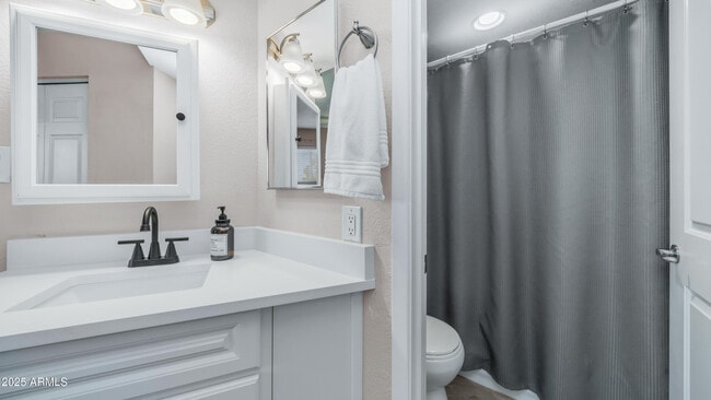 Building Photo - 2615 Hayden Rd