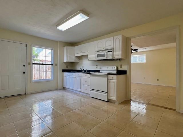 Building Photo - 930 Cedar Bluff Trail SW