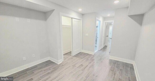 Building Photo - 5233 Chancellor St