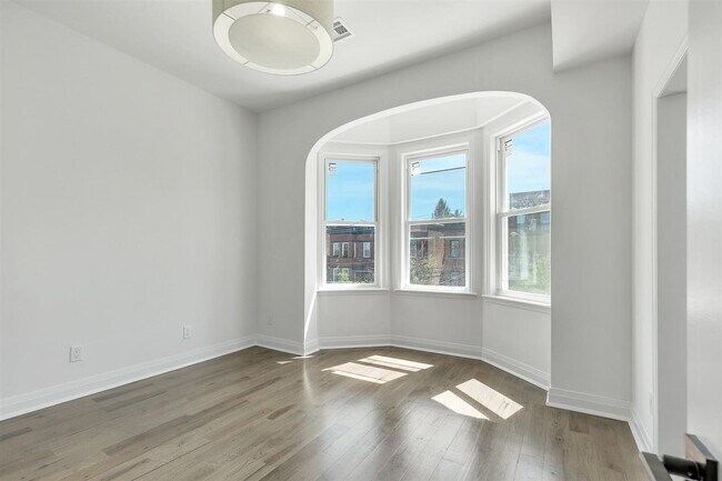 Building Photo - 208 Shippen St
