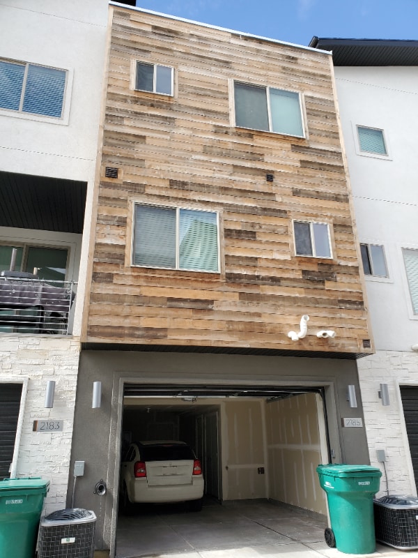 Building Photo - 2185 N 525 W