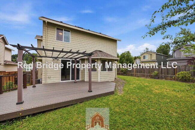 Building Photo - 13571 SW Uplands Dr