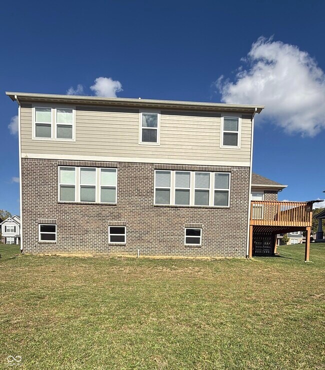 Building Photo - 6241 Buck Blvd