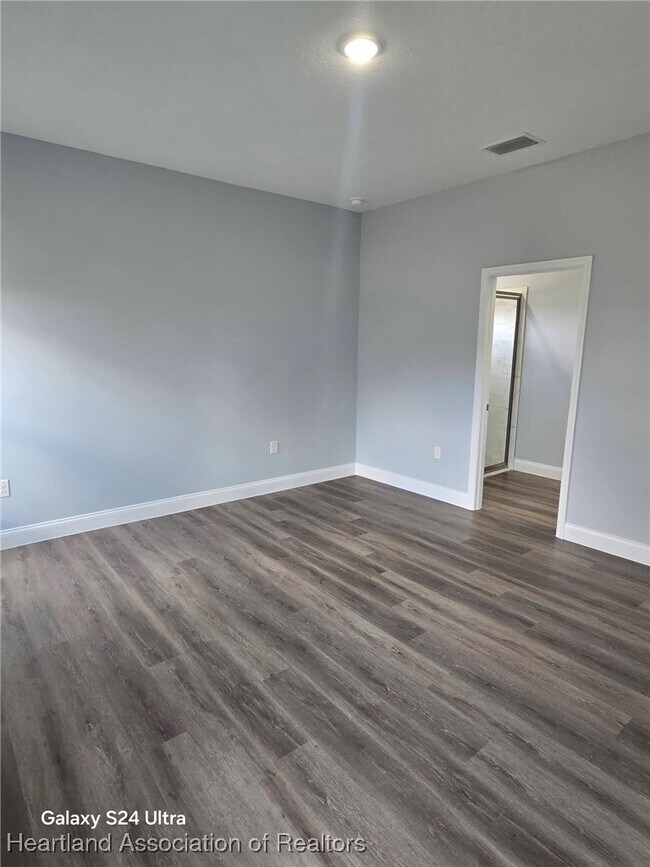 Building Photo - 5623 Angelo Cir