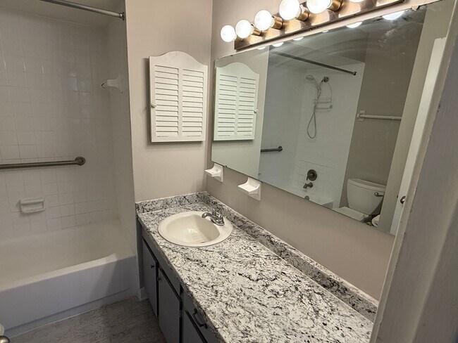 Building Photo - 4812 Windrush Ln