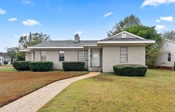 Building Photo - 1630 1st Ave