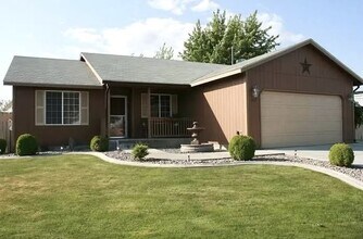 Building Photo - 4807 Kalahari Dr