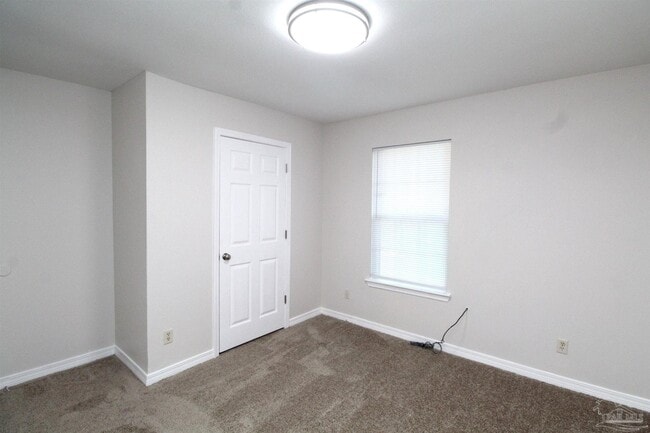 Building Photo - 4848 Eva Dr