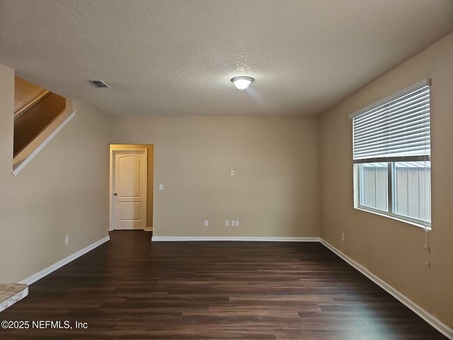 Building Photo - 1981 Rock Springs Way