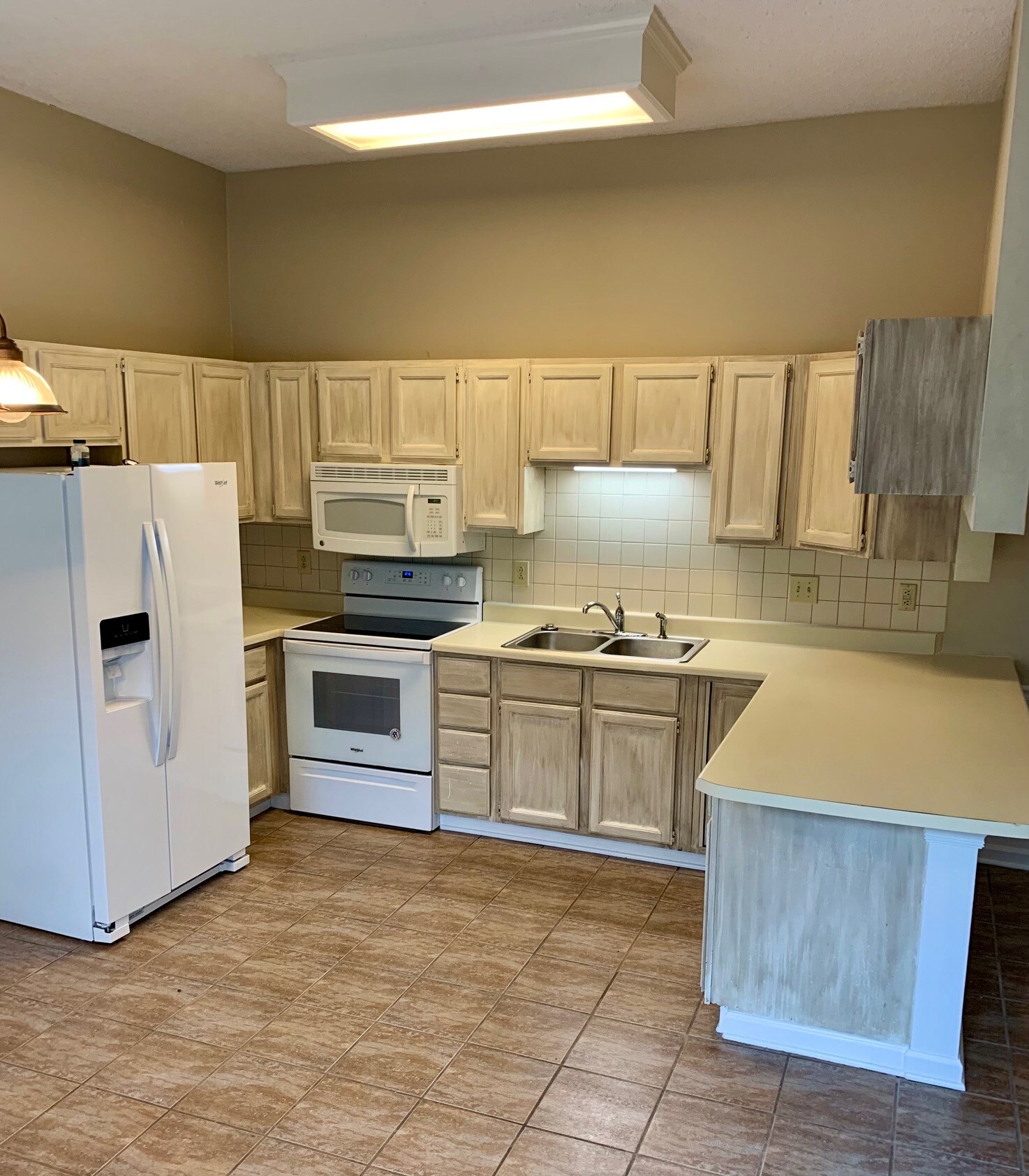 Building Photo - 8501 Islandic St