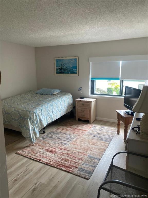 Building Photo - 1550 NE 13th Terrace