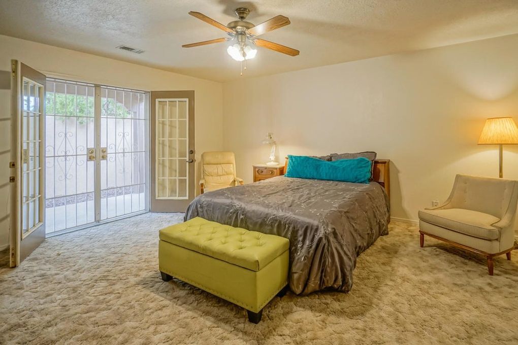 Building Photo - 609 Avenida Montoya NE