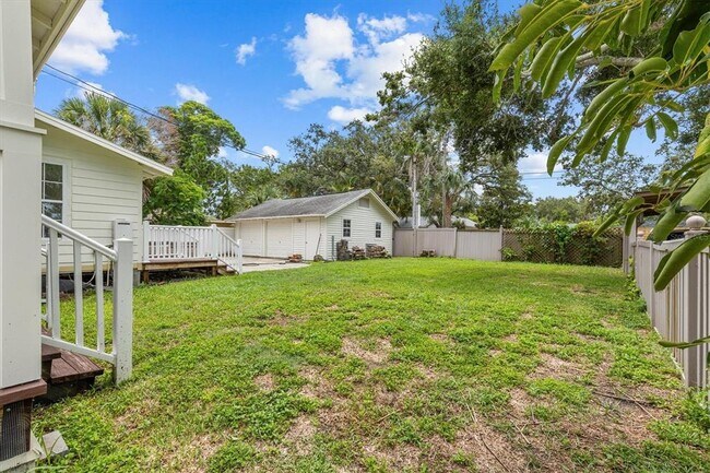 Building Photo - 309 Lebeau St