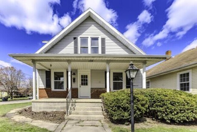 Building Photo - 400 E Highland Ave