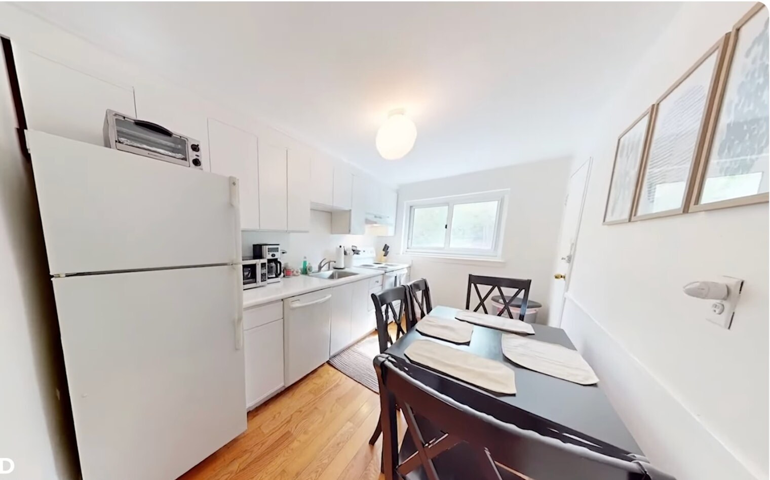 Building Photo - 91 Chestnut St