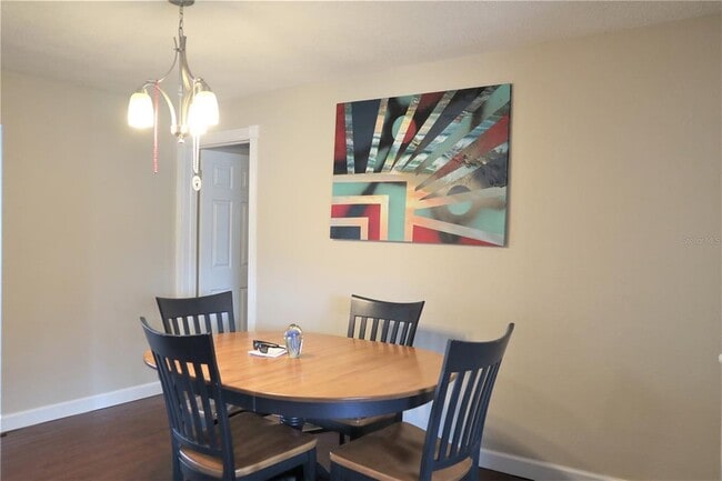 Building Photo - 1468 S Evergreen Ave