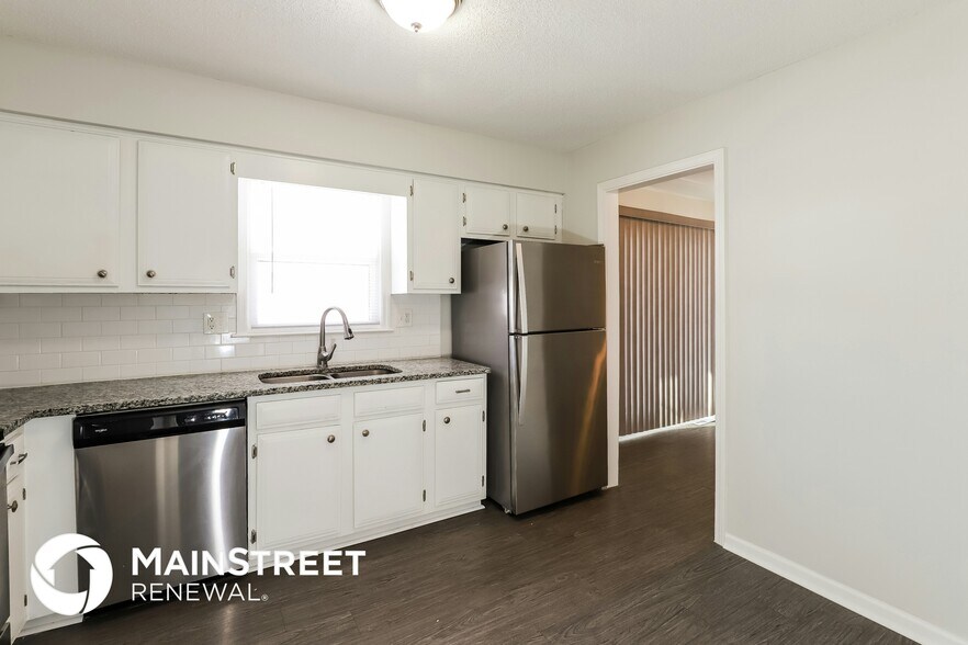 Building Photo - 6610 NW Graden Rd