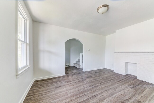 Building Photo - 20 Sylvania Ave