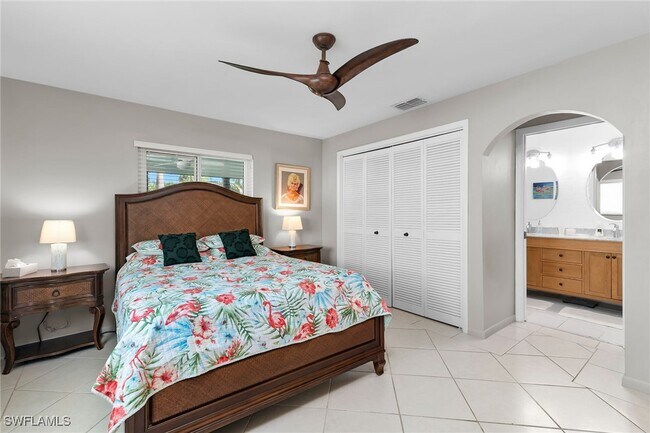 Building Photo - 1337 Wisconsin Dr