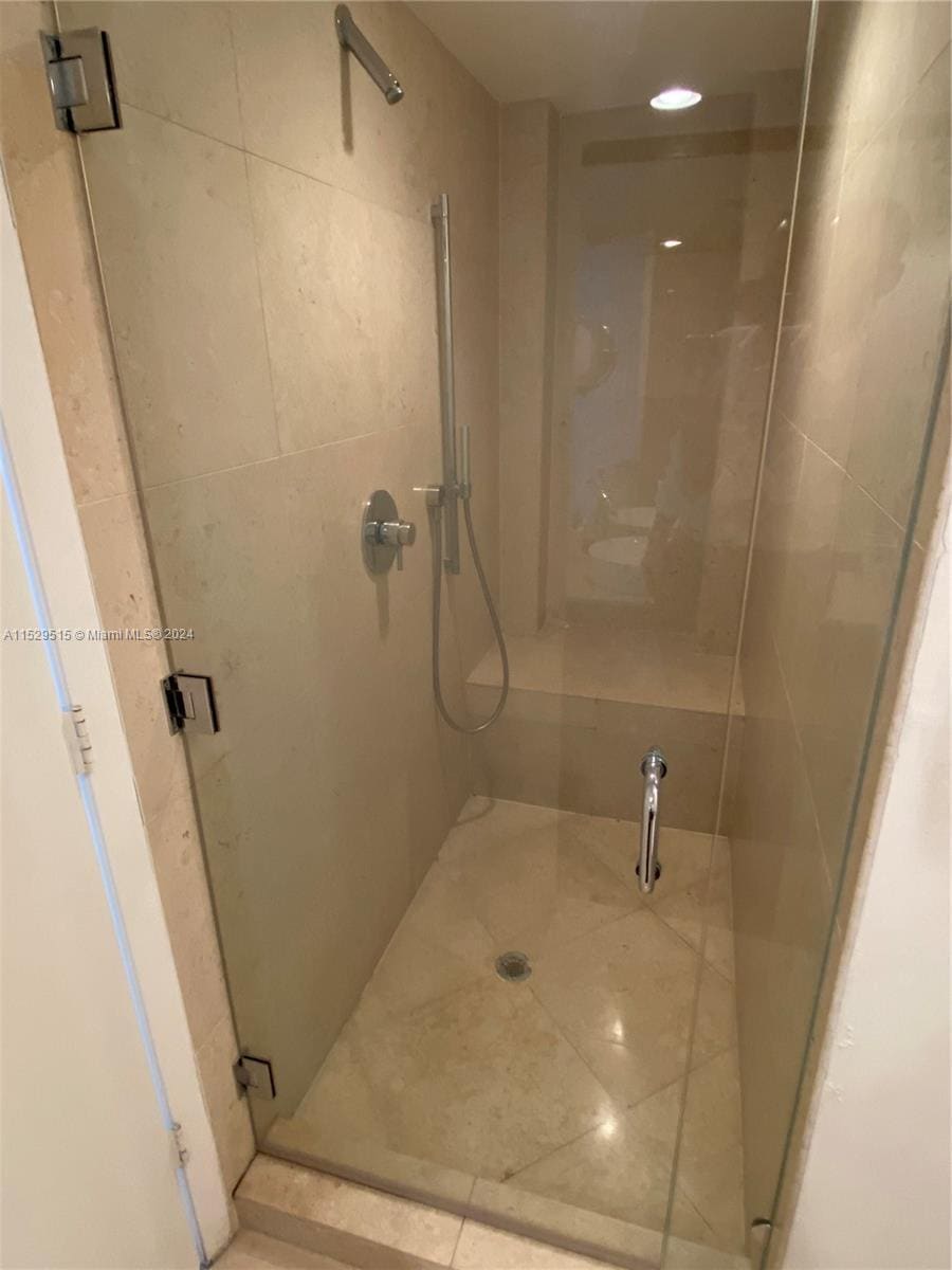 Building Photo - 465 Brickell Ave