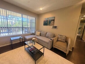 Building Photo - 3877 Pell Pl