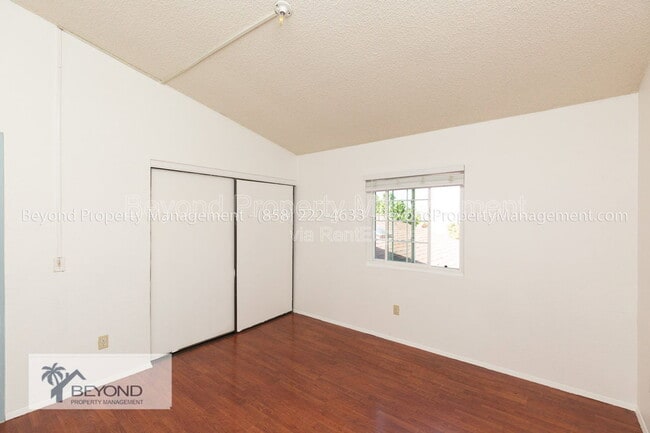 Building Photo - 904 Harbison Pl