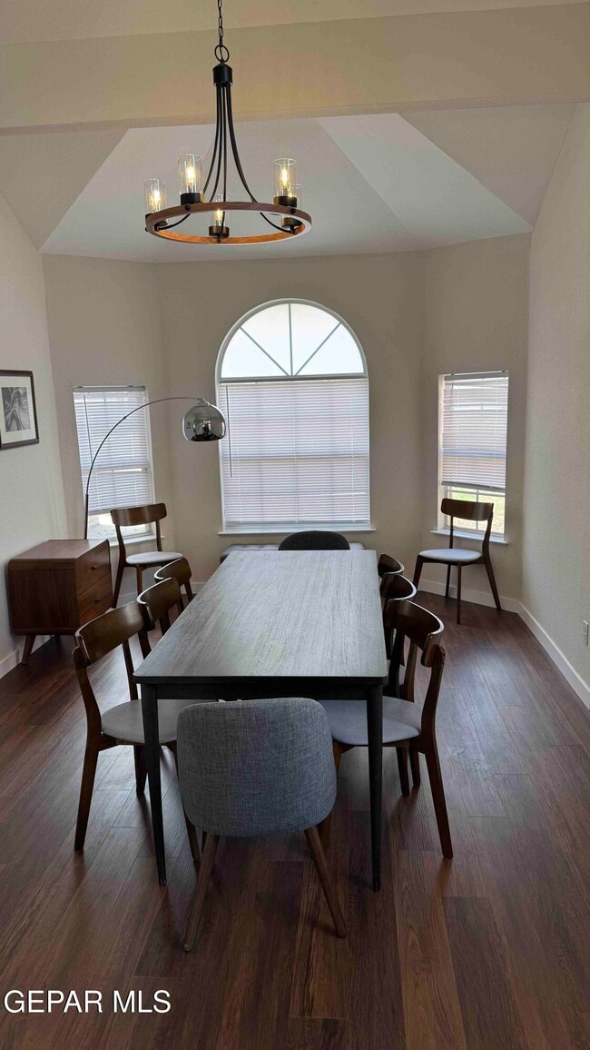 Building Photo - 7448 Plaza Taurina Dr