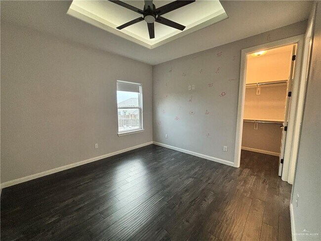 Building Photo - 33 Ensenada Ave