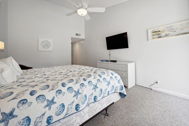 Building Photo - 393 Aspen Loop