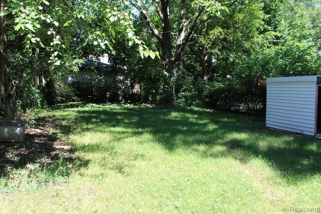 Building Photo - 18620 Dalby