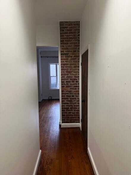 Hallway entrance - 1818 S St NW
