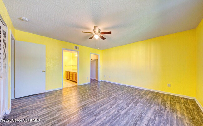 Building Photo - 2190 Forest Knoll Dr NE