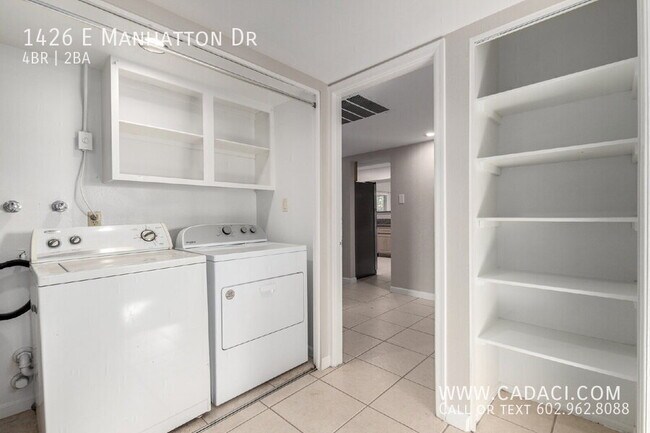 Building Photo - 1426 E Manhatton Dr