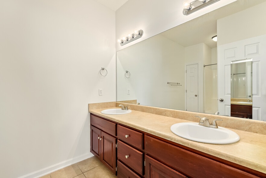 Master Bathroom - 184 Concord Ave