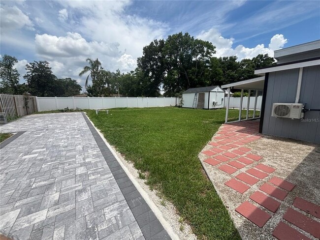 Building Photo - 6035 Sage Dr