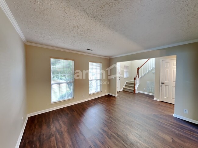 Building Photo - 3110 N Waterford Ct