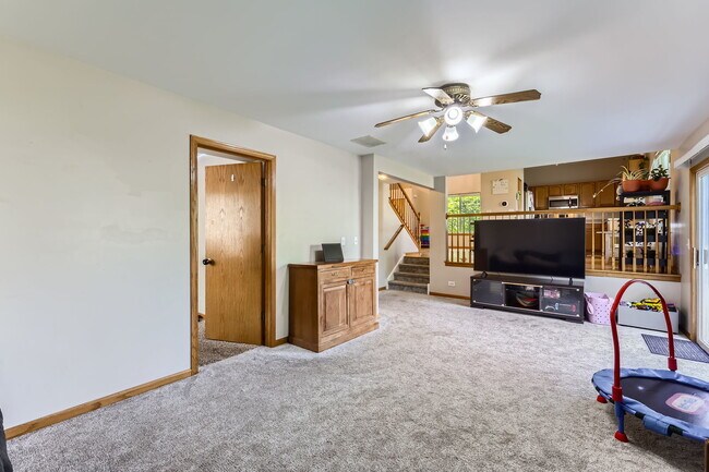 Building Photo - 34257 Trillium Way