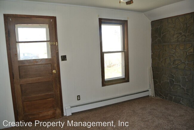 Building Photo - Studio, 1 bath House - 1016 1st St NW