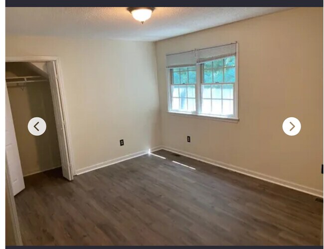 Building Photo - 2700 Indian Ridge Rd