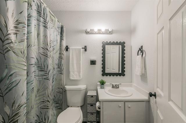 Building Photo - 4535 Alamosa St