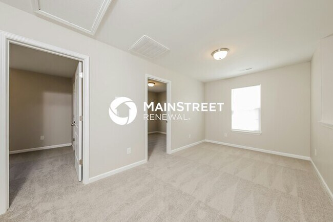 Building Photo - 3 Bedroom Pet-Friendly Home in Winston-Salem, NC with Main Street Renewal